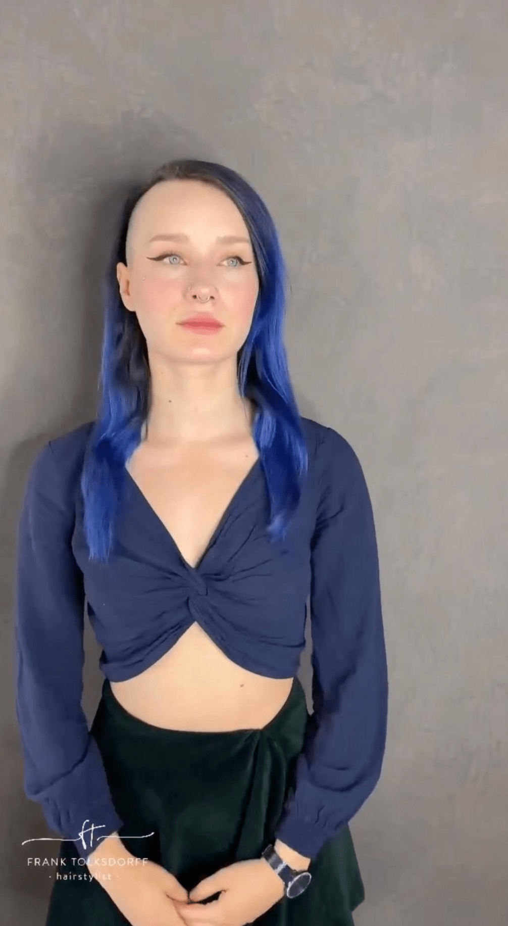 3 3